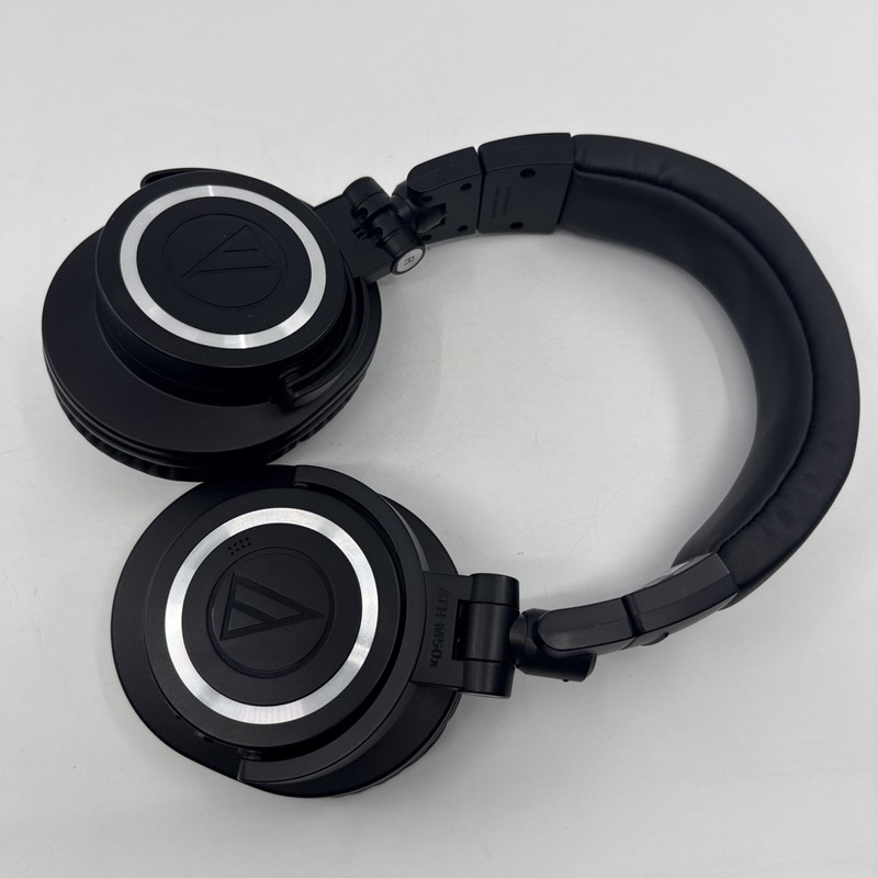 Audio-Technica ATH-M50x Wired Professional Monitor Headphones gallery