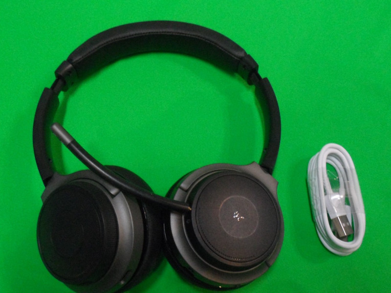 Morpheus 360 Advantage Wireless Stereo Headset w/ Detachable Boom Mic Black