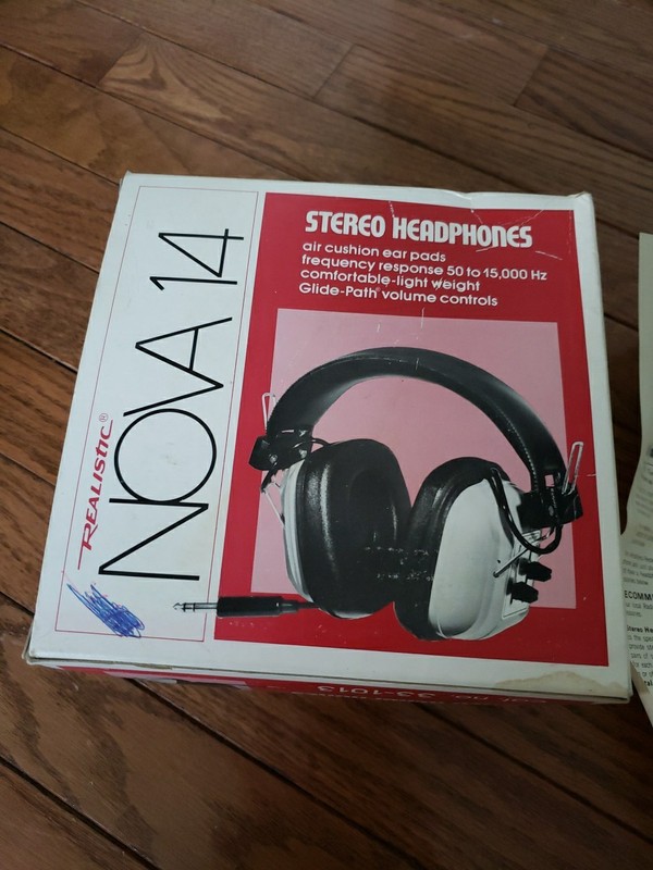Realistic Nova 14 Stereo Headphones Original Box + Instructions Only Radio Shack gallery