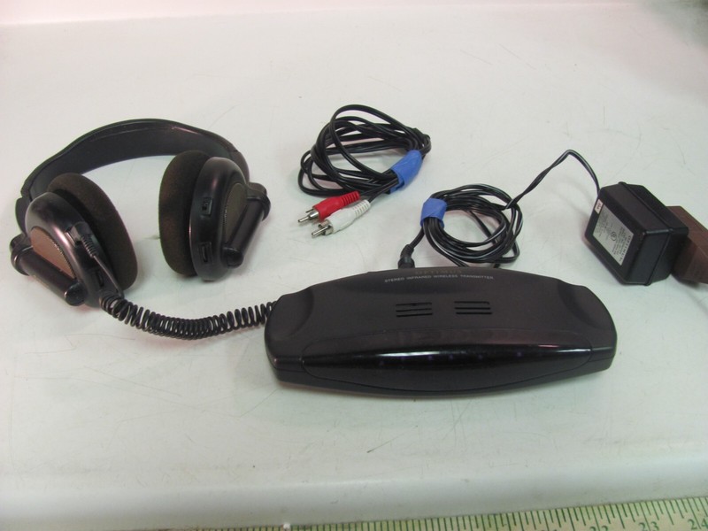Optimus 33-1163 Adjustable Headband Wireless Stereo Infrared Headphone System
