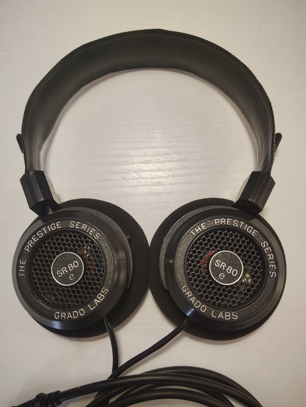 Grado Labs SR80e Prestige Series Black Headphones In Good Condition gallery