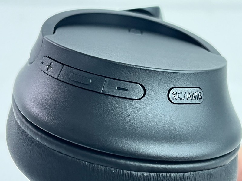 Sony WH-CH720N Black Wireless Bluetooth Noise Cancelling Stereo Headphones gallery