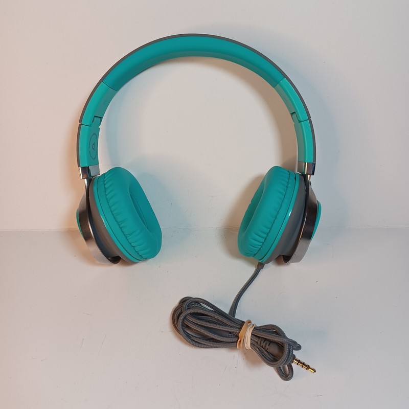 Artix CL750 Wired Headphones with Mic & Volume Control — 90% Noise Cancelling