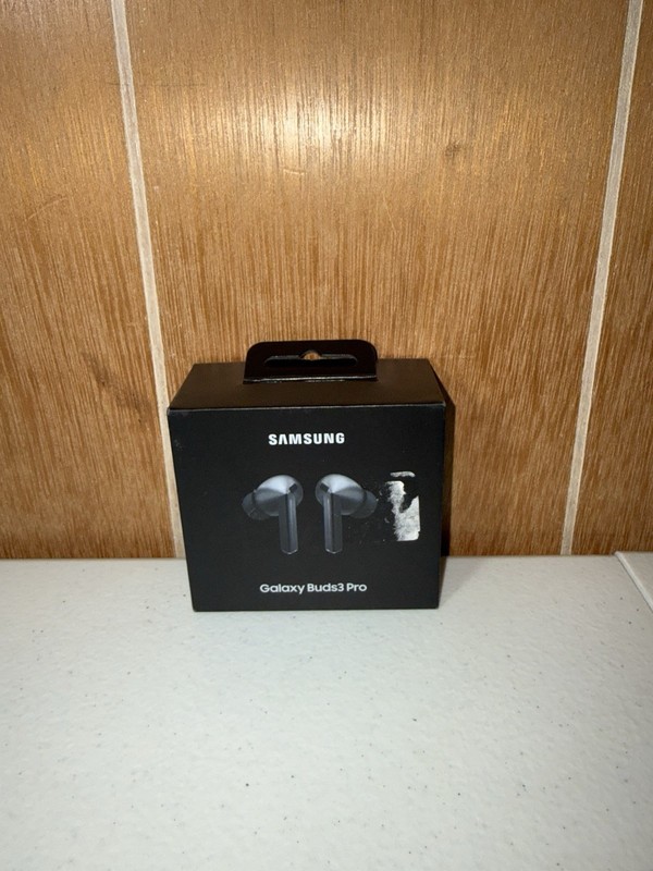 Samsung Galaxy Buds 3 Pro AI True Wireless Bluetooth Earbuds, Noise Cancelling,