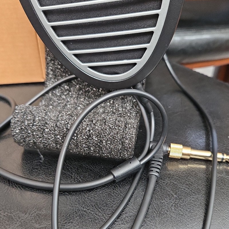 HIFIMAN ANANDA STEALTH Black Over-Ear Headphone gallery