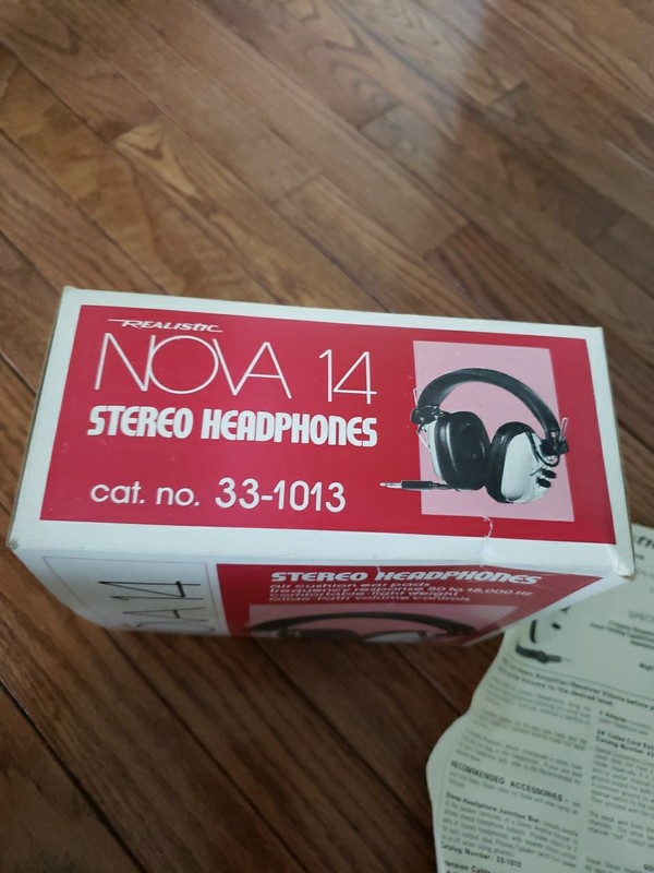 Realistic Nova 14 Stereo Headphones Original Box + Instructions Only Radio Shack gallery