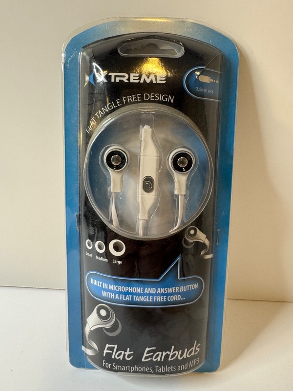 XTREME Flat Audio Earbuds Built in microphone and answer button – black NEW