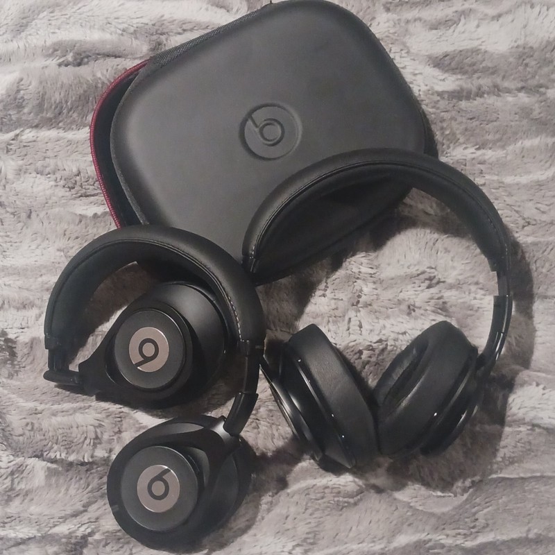 Beats executive headphones with case. 2 pair with 1 case.