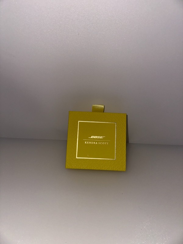 Bose x Kendra Scott Ultra Open Earbuds - Rhodium Filigree 900159-0020 gallery