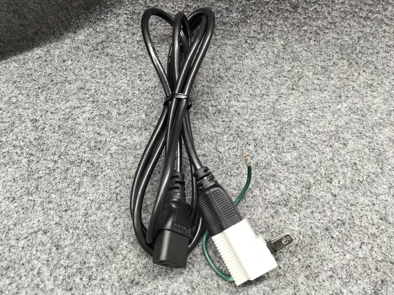 NuForce UDH-100 USB DAC/Headphone Amp Class-A Black 1.8kg EXC gallery