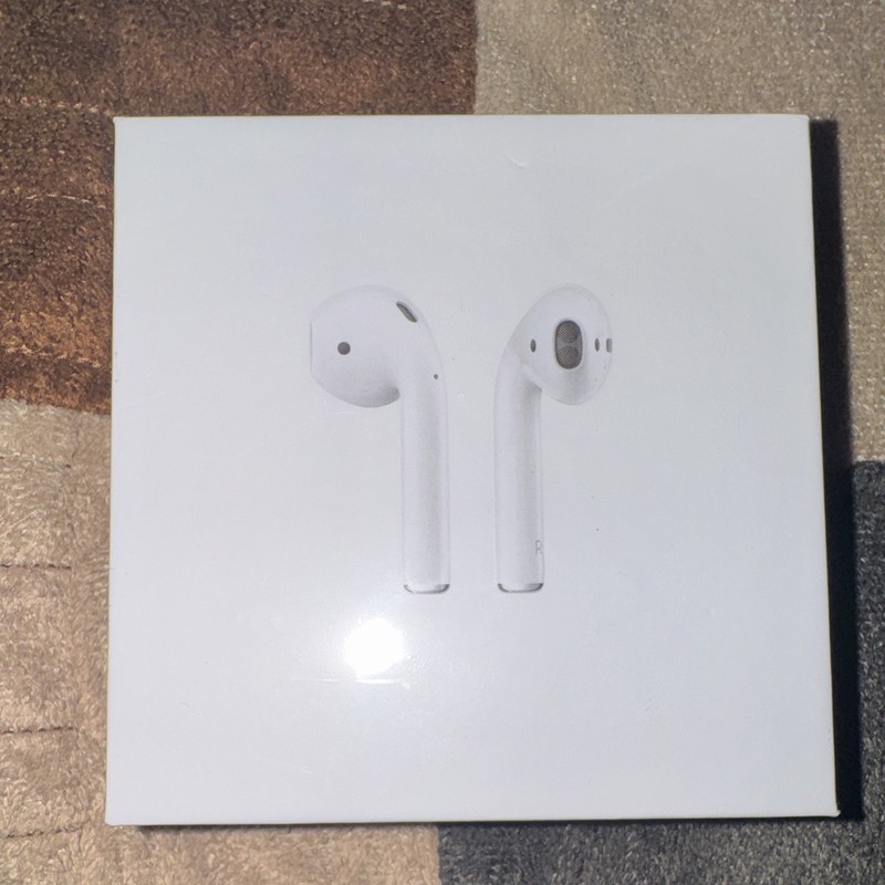 Apple AirPods 2nd Generation BRAND NEW Sealed