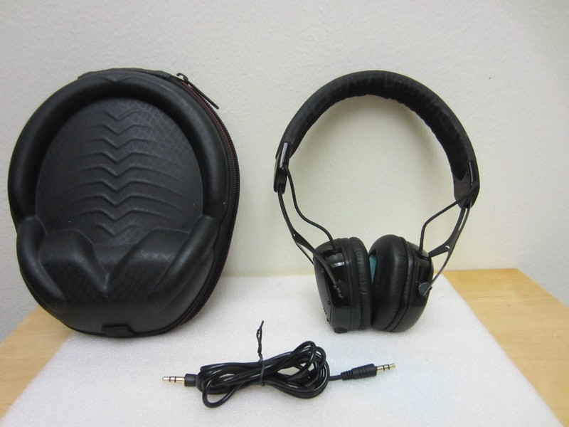 V-MODA Crossfade M-80 Metal Headphone Red Black Tested Working Read Description