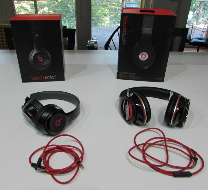 As IS Unworking Beats Headphones solo2 B0518 and studio 0aab1213b367