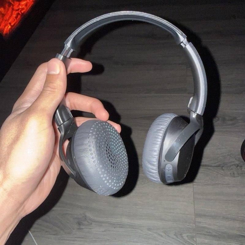 Skullcandy Wireless Over-Ear Headphones Black/Gray Bluetooth