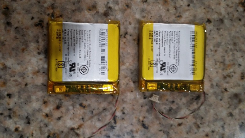 Original OEM Beats by Dre Solo 2 and 3 Wireless Replacement Battery 350mAh 3,7v gallery