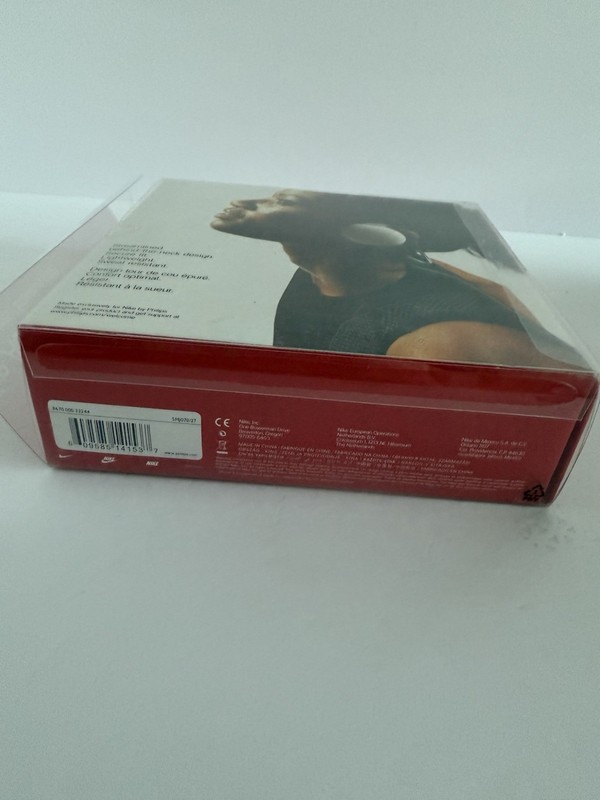 Nike Aero Sport Headphones Open Box Never Used gallery
