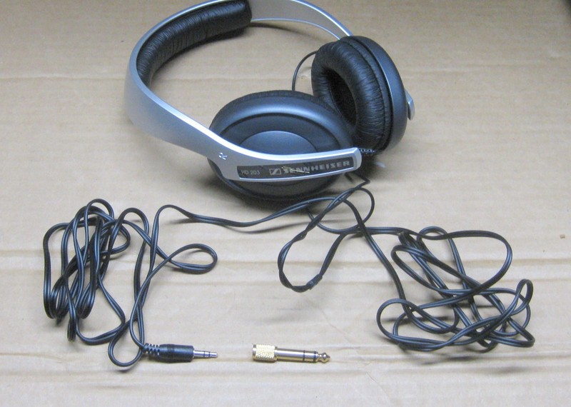 Sennheiser Headphones HD 203 DJ Stereo Headphones Wired over ear Tested Working