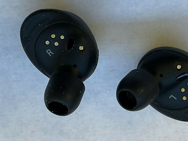 Samsung Gear IconX SM-R140 In Ear Headphones Black -NOT WORKING & FOR PARTS ONLY gallery
