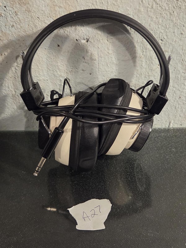 K-Mart SKH-20 Stereo Headphones | 8 Ohm w/ L-R Volume – Japan – Vintage