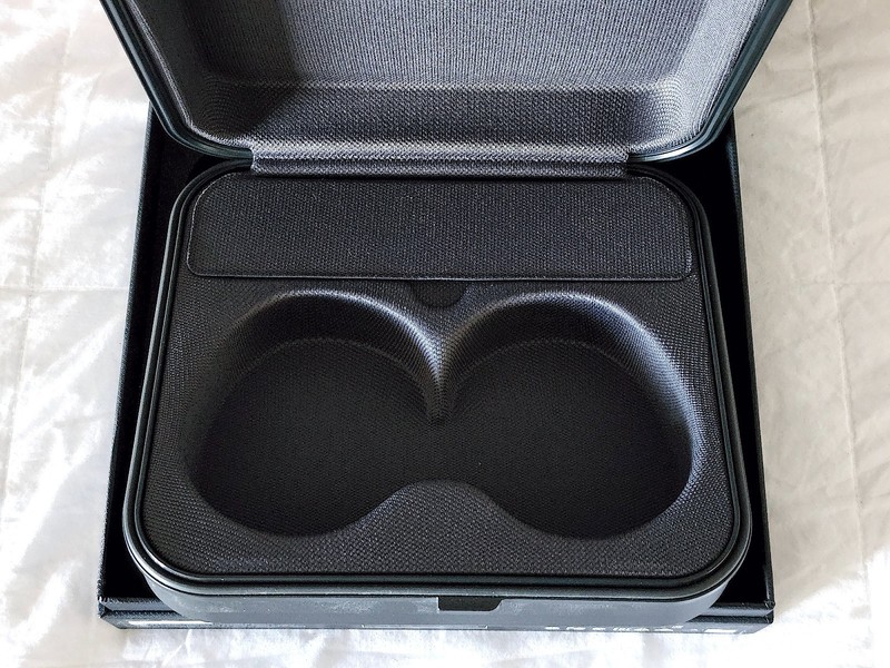 Bang & Olufsen Beoplay H95 Headphones - Black - BOX ONLY!!! gallery