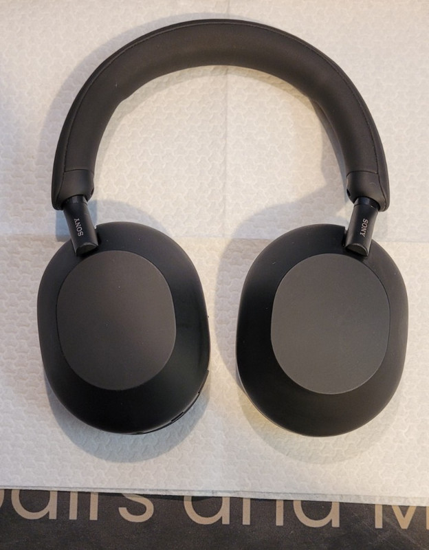 Sony WH-1000XM5/B Wireless Industry Noise Canceling Bluetooth Headphones GRADE/C