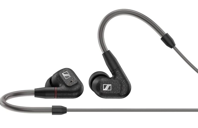 Sennheiser IE 300 In Ear Headphones Black Good