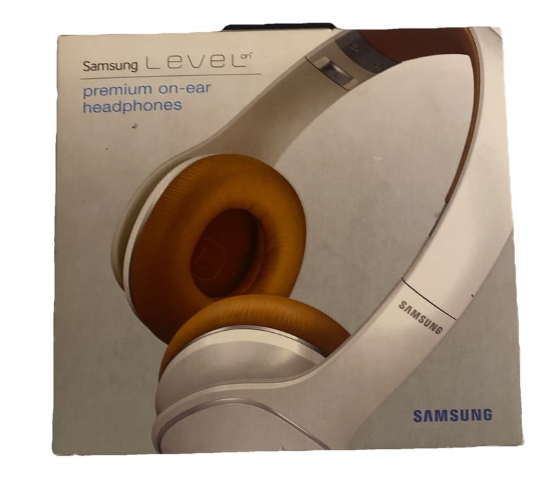 Samsung Level On Premium On-Ear Wired Stereo Headphones – White (EO-OG900BWESTA)