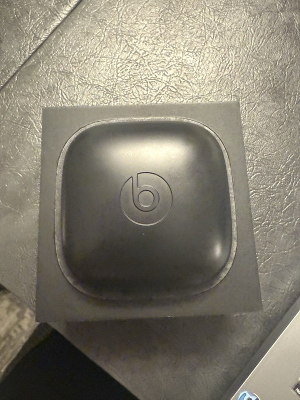 Powerbeats Pro Wireless Bluetooth Earphones High-Performance Blue Open Box