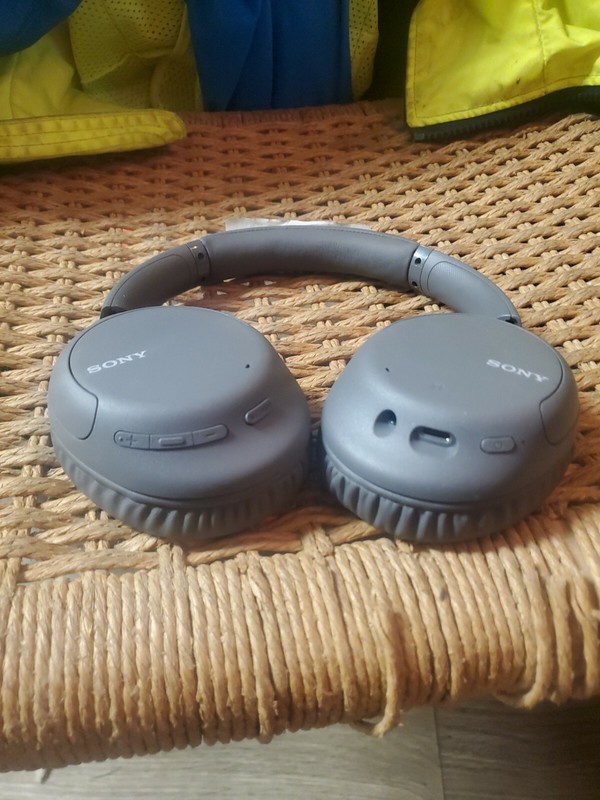 Sony WHCH710N Headphones - Black and Gray.USED message for color 2blk 1 gray. gallery