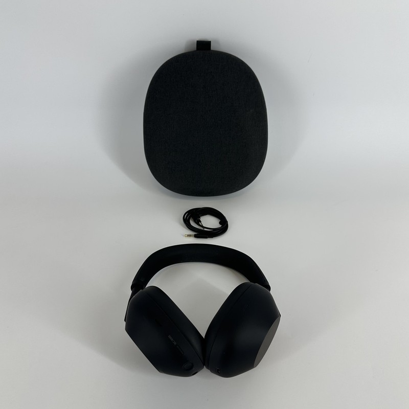 Sony WH-1000XM6 Headphones Black w/ Case/Audio Cable – Excellent Condition