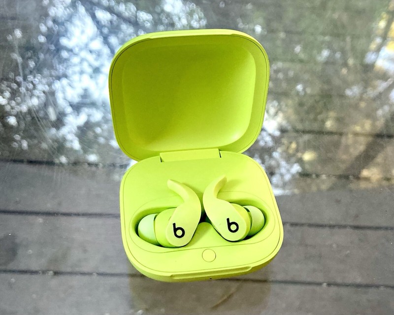 Beats Fit Pro Wireless Bluetooths Earbuds In Ear - Volt Yellow - New Sealed gallery