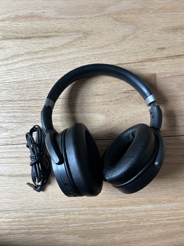 Sennheiser HD 450BT Wireless Over-Ear Active Noise Cancelling Headphones