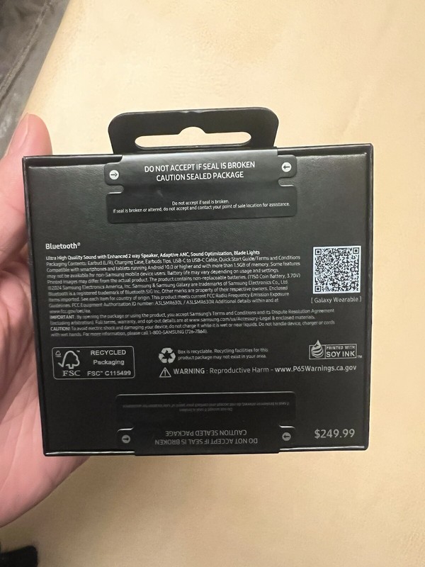 Smasung Galaxy Buds 3 Pro Silver - SEALED, usually $250 gallery
