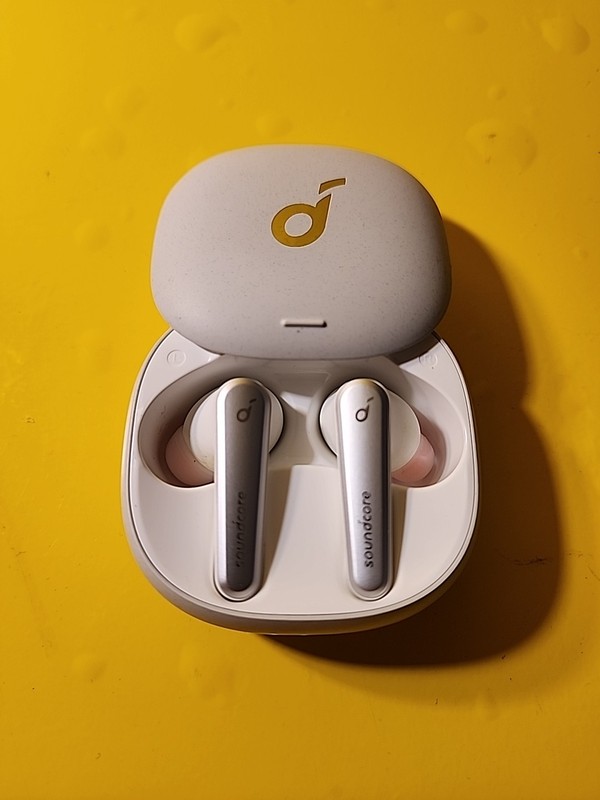 Anker SoundCore Liberty Air 2 Pro In-Ear Wireless Headset – White