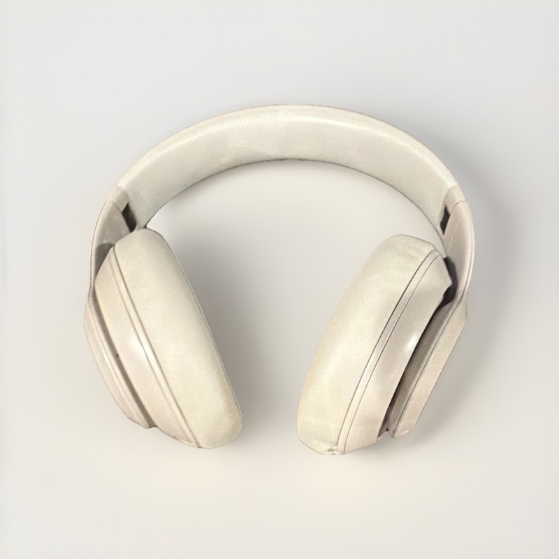 Beats Studio Pro Wireless Bluetooth ANC Over-Ear Headphones tan w/ Case