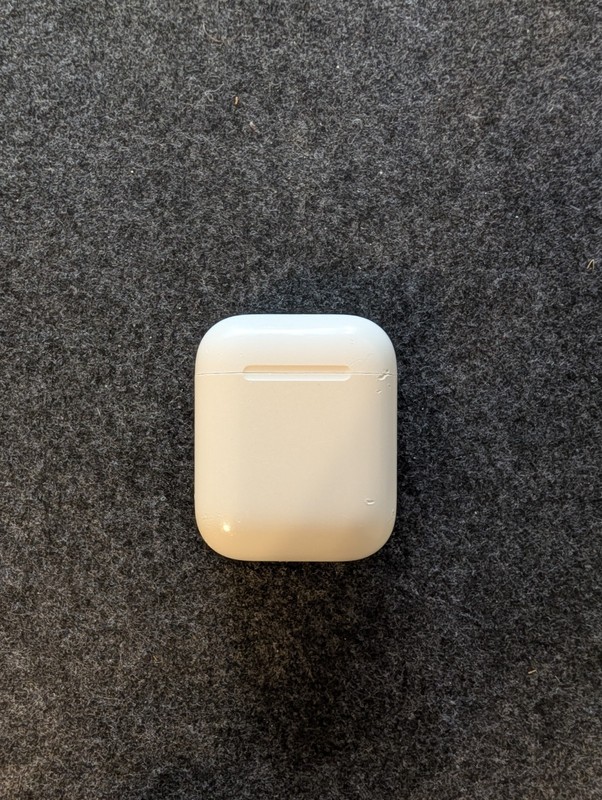 Apple AirPods Wireless Bluetooth Earbuds White with Charging Case A1602 gallery
