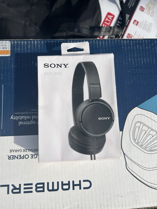 Sony MDR‑ZX110 Wired On‑Ear Headphones – Lightweight, Foldable, 30 mm Drivers