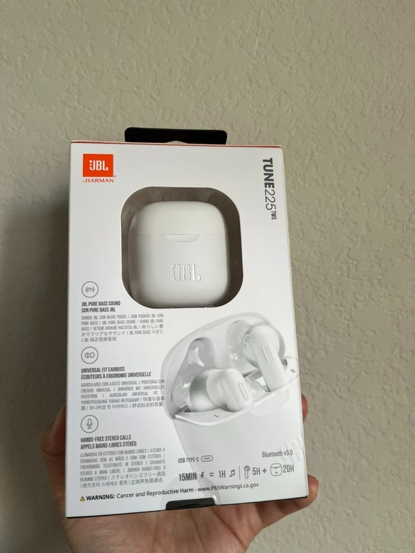 JBL Tune 225TWS Bluetooth Earbuds, Dual Connect Native Voice Assistant – White