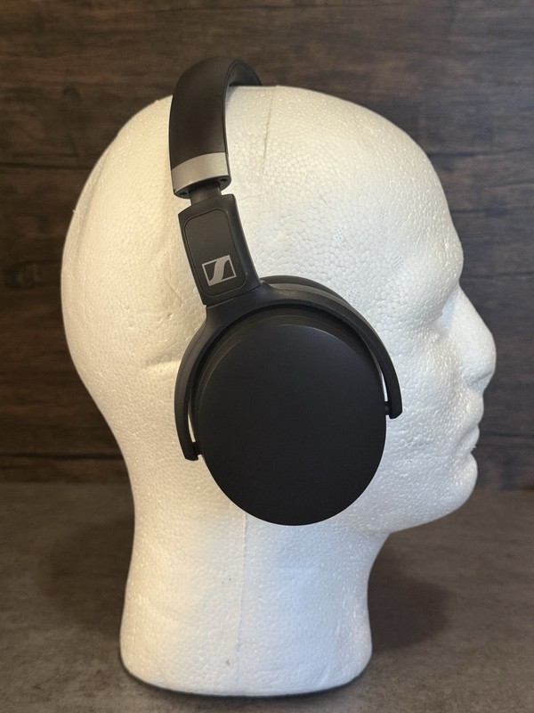 Sennheiser HD 450BT Noise-Cancelling Wireless Bluetooth Headphones (Black) gallery