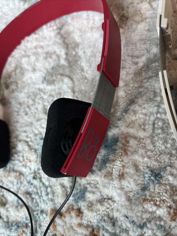 Bang & Olufsen Form 2i Headphones Lot Of 2 gallery