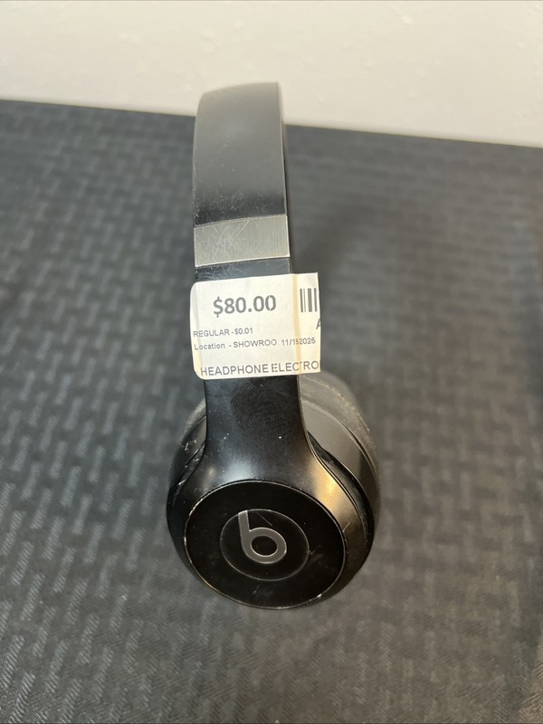 Beats Solo 4 Matte Black Wireless Bluetooth On-Ear Headphones Used Read gallery