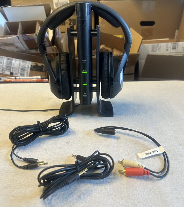 Sennheiser TR170 HDR170 Digital Wireless Headphones System – Needs New Batteries