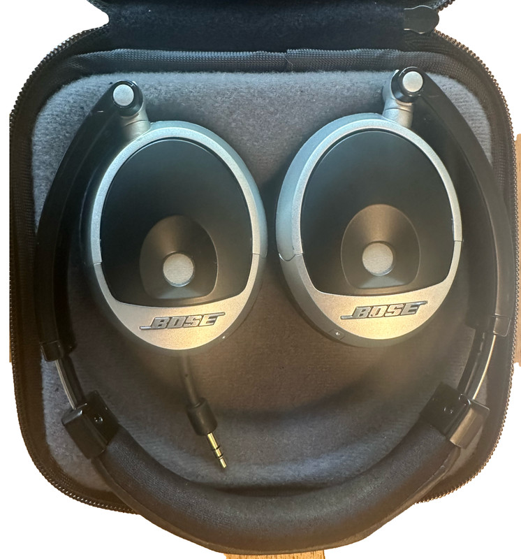 Bose On-Ear Headphones Wired Black Silver w/ Case Manuals & Cables Tested