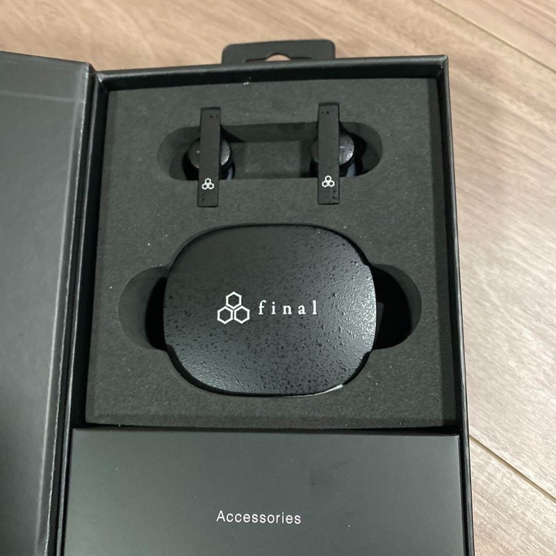 Final ZE8000 Bluetooth Wireless Earphones ANC 8K Sound Black High-Quality Audio gallery