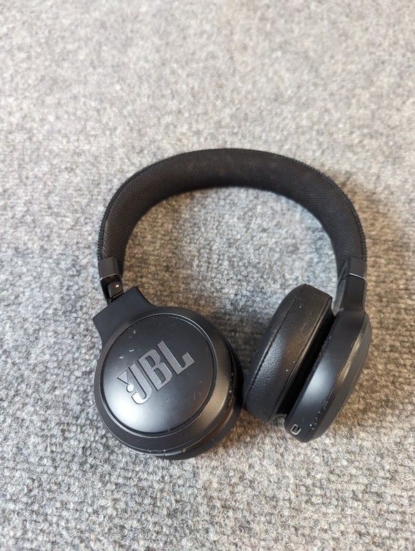 JBL LIVE 460NC Wireless Bluetooth Headphones LIVE ANC Black Works/Sounds Great
