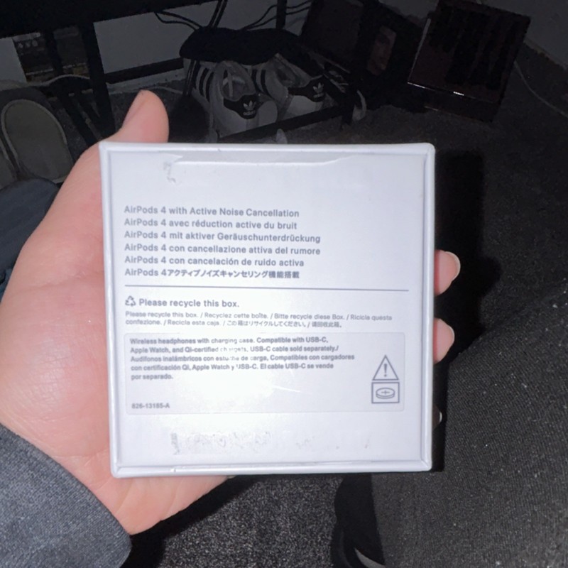 Apple AirPods 4 (ANC) Wireless Bluetooth Earbuds White Active Noise Cancellation gallery