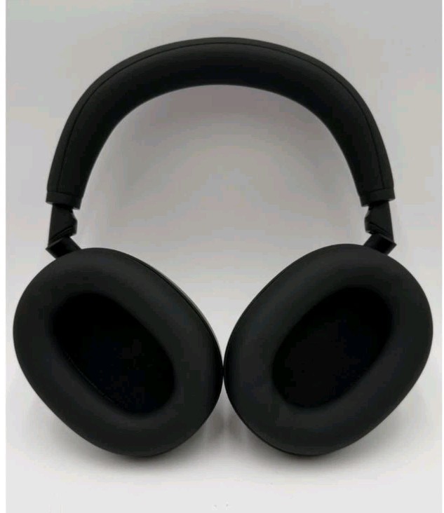 Sony WH-1000XM6 Wireless Over-Ear Noise-Canceling Bluetooth Headphones Black gallery
