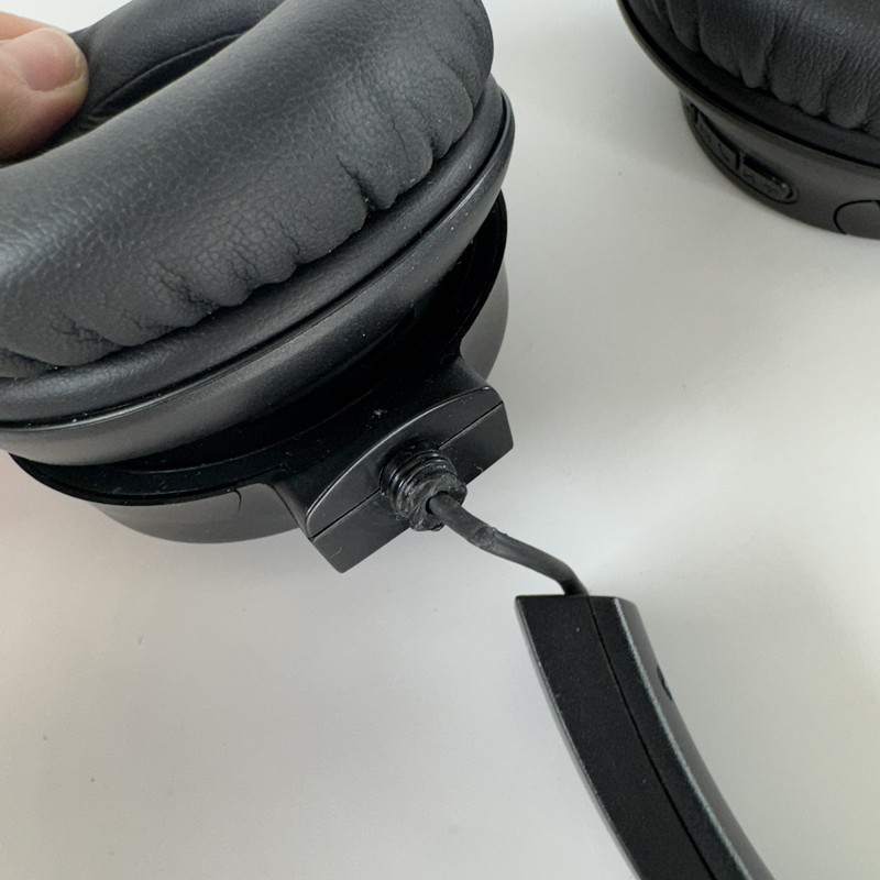 TREBLAB E3 Wireless Ear-Cup Headphones Black FOR PARTS OR REPAIR UNTESTED gallery