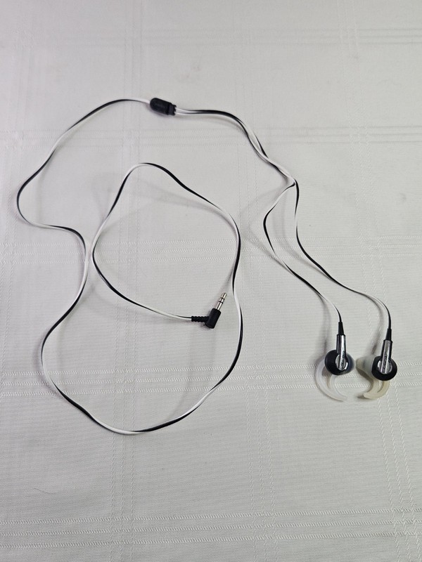 Bose Triport IE2 Wired 3.5mm Headphones | Black White Earbuds