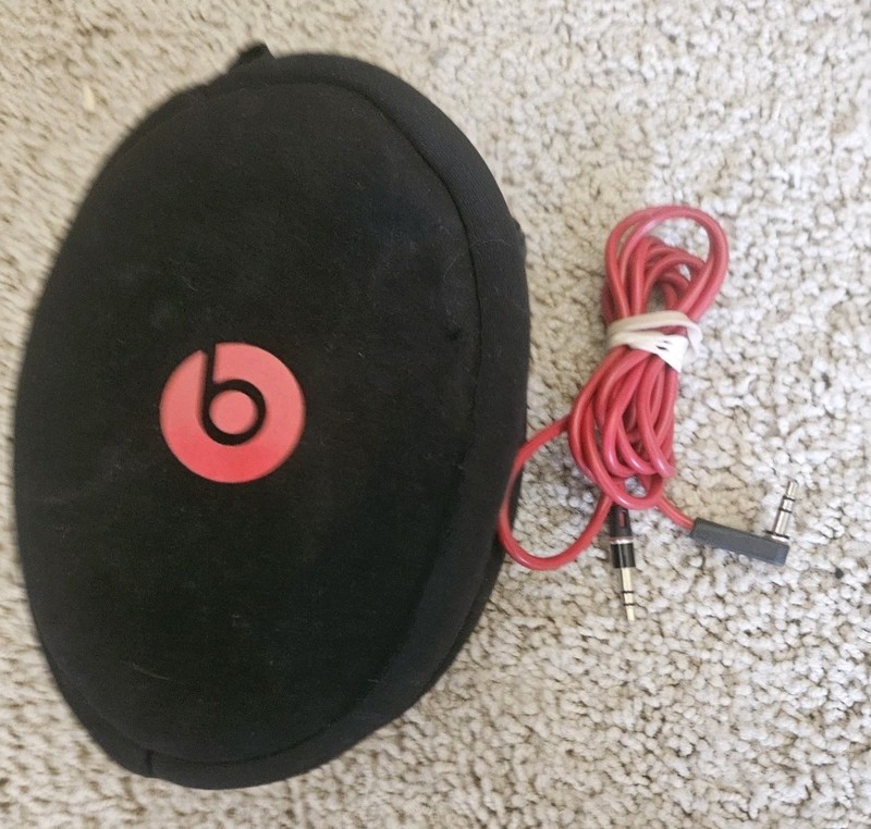 Genuine Beats Solo Wireless Headphone Soft Carrying Case Black With Cord Only